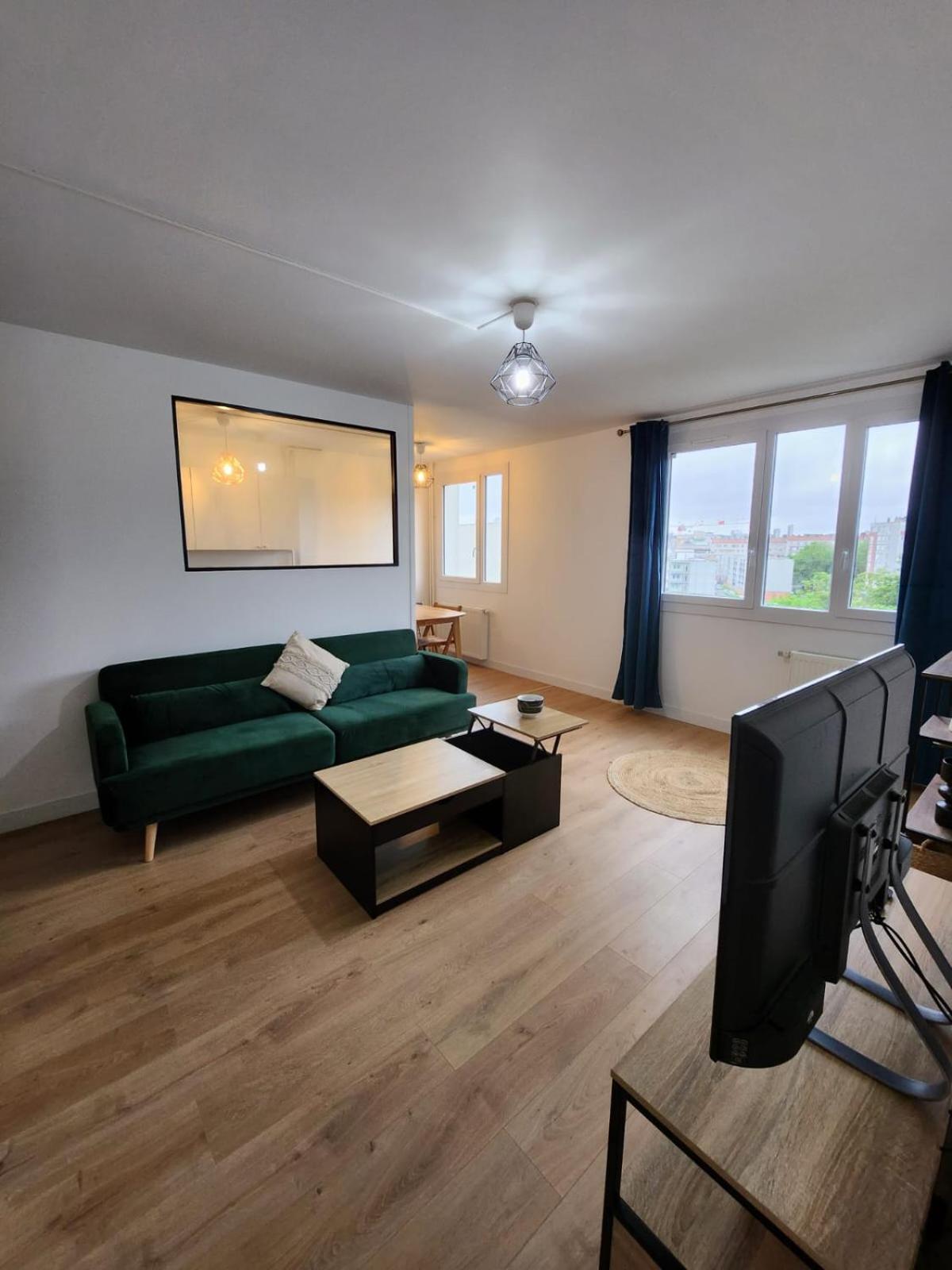 Le Montreuillois ! Parking Prive Et Metro A Proximite Apartment Exterior photo